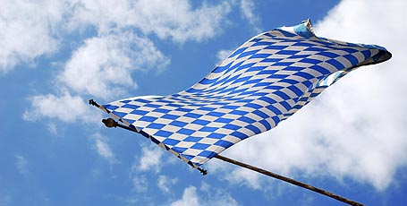 Kunst und Kultur gehören in Bayern seit Jahrhunderten ganz wesentlich zum menschlichen Zusammenleben: Mit besonderem Nachdruck fördert der Kulturfonds Kulturprojekte bayernweit